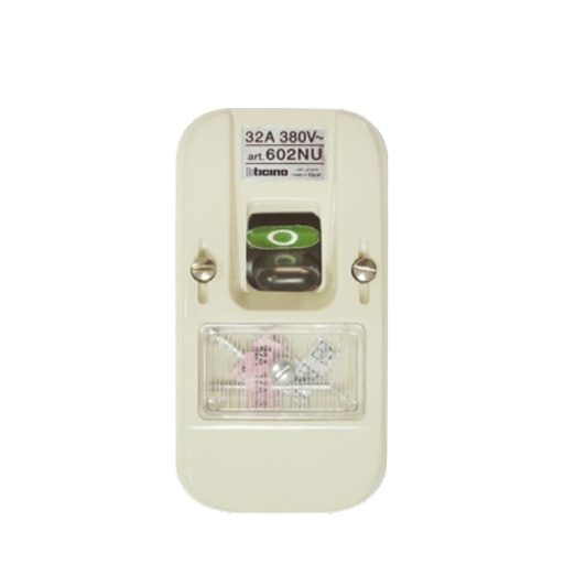 بتشينو , قاطع مجهز بالمصهرات للتركيب خارج الحائط , ثنائي , 32امبير