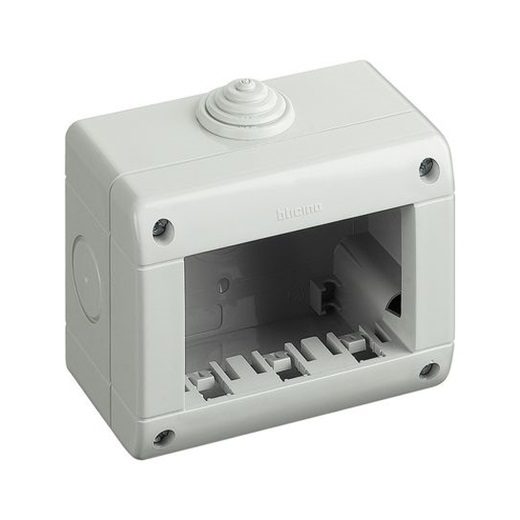 بتشينو علبة خارج الحائط ثلاثة موديول ماتكس